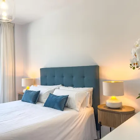 Hanami Mesas Homes A2 *