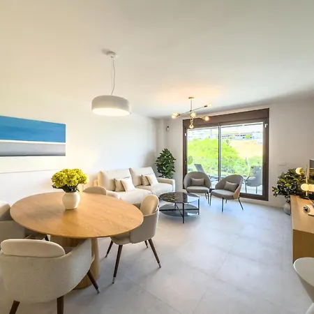 Hanami Mesas Homes A2 Эстепона